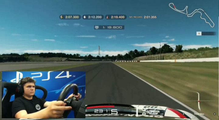 Screenshot of Flynn racing in the 2017 LetsPlay.Live GT Sport Qualifiers