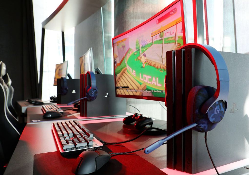 The new LPL Studios located in the Sky Tower, location of the Auckland Top 8 competition
